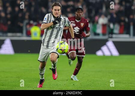 Nicolo Fagioli della Juventus FC visto in azione durante la Serie A 2022/23 partita di calcio tra Juventus FC e Torino FC allo Stadio Allianz.(punteggio finale; Juventus 4:2 Torino) Foto Stock