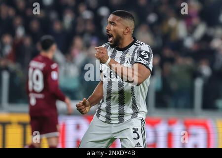 Gleison Bremer della Juventus FC festeggia dopo aver segnato un gol durante la Serie A 2022/23 partita di calcio tra Juventus FC e Torino FC allo stadio Allianz.(punteggio finale; Juventus 4:2 Torino) Foto Stock