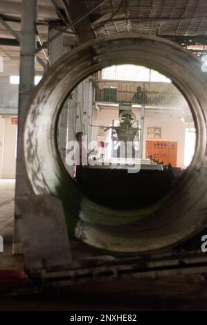 Immagini del mulino di produzione del tè a sylhet, Bangladesh. Foto Stock