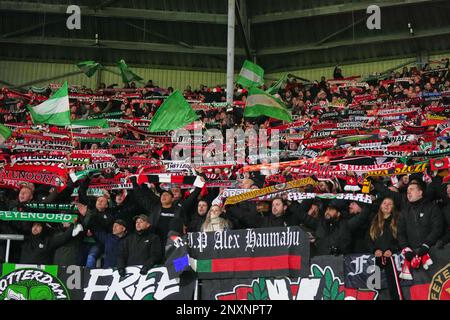 Heerenveen, Paesi Bassi. 01st Mar, 2023. Heerenveen - tifosi di Feyenoord durante la partita tra SC Heerenveen e Feyenoord allo stadio Abe Lenstra il 1 marzo 2023 a Heerenveen, Paesi Bassi. Credit: Foto box-to-box/Alamy Live News Foto Stock