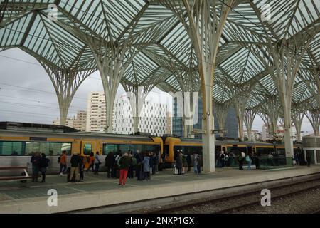 LISBONA, PORTOGALLO - 22 OTTOBRE 2022 Stazione di Lisbona Oriente Foto Stock