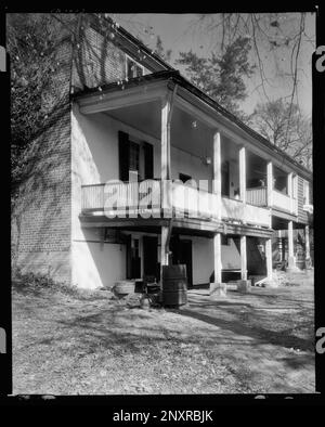 Casa non identificata, Buckingham, Buckingham County, Virginia. Carnegie Survey of the Architecture of the South. Stati Uniti Virginia Buckingham County Buckingham, Porches, balconi, Case. Foto Stock