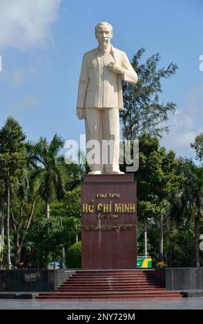Statua, ho Chi Minh, SA Dec, Delta del Mekong, Vietnam Foto Stock