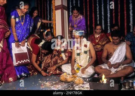 Sequenza di nozze di Udupi Madhwa Brahmin a Karnataka, India Foto Stock