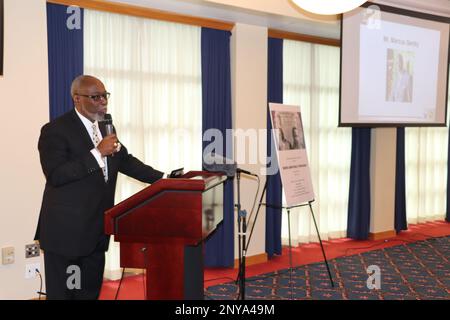 L'oratore Marcus Gentry presenta Martin Luther King Jr. Il 19 gennaio 2023 al McCoy's Community Center for the 2023 Fort McCoy, Wisconsin, Martin Luther King Jr Osservanza del giorno. Il gentry ha dato una presentazione eccellente circa molte cose che rappresentano la memoria, la storia e il significato della vita di MLK Jr. Gentry è il fondatore della RESPECT Academy. È innovatore, relatore e consulente. Secondo il suo sito web, www.marcusgentry.com, la RESPECT Academy è “un’organizzazione di servizi web-based che utilizza il metodo socratico dell’insegnamento, del coaching e dell’empowerment creativo st Foto Stock