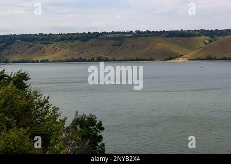 Bakota, Dnistrovske Reservoir, Dnister fiume, Podilski tovtry Parco Nazionale, Khmelnitskiy regione dell'Ucraina occidentale. Foto Stock