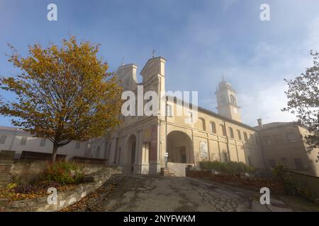 SERRALUNGA DI Crea, 10 NOVEMBRE 2022 - Vista del Santuario Diocesano di nostra Signora di Crea, Provincia di Alessandria, Piemonte Foto Stock