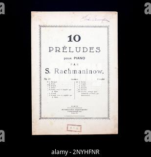 Partitura vintage degli anni '10 preludi per pianoforte. Op.23 2 B-dur' di Sergei Rachmaninoff, dell'URSS, 1922. Foto Stock