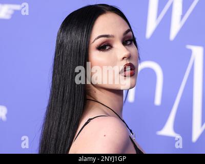 Inglewood, Stati Uniti. 01st Mar, 2023. INGLEWOOD, LOS ANGELES, CALIFORNIA, USA - 01 MARZO: Maggie Lindemann arriva alle 2023 Billboard Women in Music tenutesi presso lo YouTube Theater il 1 marzo 2023 a Inglewood, Los Angeles, California, Stati Uniti. (Foto di Xavier Collin/Image Press Agency) Credit: Image Press Agency/Alamy Live News Foto Stock