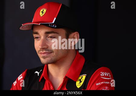 Sakhir, Bahrein. 02nd Mar, 2023. Charles Leclerc (MON) Ferrari. Campionato del mondo di Formula uno, Rd 1, Gran Premio del Bahrain, giovedì 2nd marzo 2023. Sakhir, Bahrein. Credit: James Moy/Alamy Live News Foto Stock