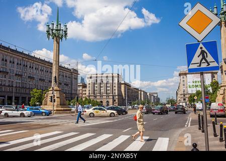 Plac Konstytucji,Piazza Costituzione ,comunista architettura e urbanistica, Varsavia, Polonia Foto Stock