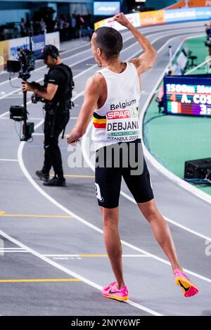 Istanbul, Turchia Giovedì 02 Marzo 2023. Il belga Ismael Debjani festeggia dopo la serie della gara maschile 1500m alla 37th edizione dei Campionati europei di Atletica Indoor, a Istanbul, in Turchia, giovedì 02 marzo 2023. I campionati si svolgono dal 2 al 5 marzo. FOTO DI BELGA JASPER JACOBS Foto Stock