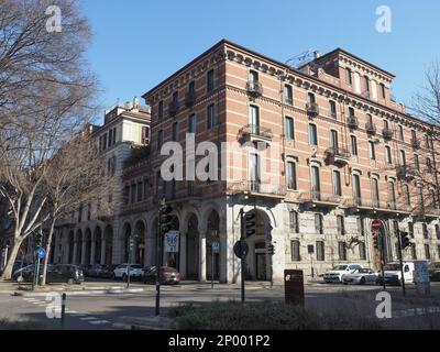 TORINO, ITALIA - CIRCA GENNAIO 2023: Corso Vinzaglio e corso Matteotti Foto Stock