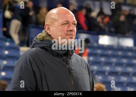 DOETINCHEM - 02/03/2023, DOETINCHEM - De Graafschap allenatore Richard Roelofsen durante il quarto finale della Toto KNVB Cup match tra De Gladschap e Ajax Amsterdam allo stadio De Vijverberg il 2 marzo 2023 a Doetinchem, Paesi Bassi. ANP GERRIT VAN COLOGNE Foto Stock