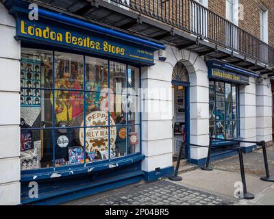 London Beatles Store Baker St London - negozio di souvenir Beatles situato al 231-233 di Baker St nel centro di Londra Foto Stock