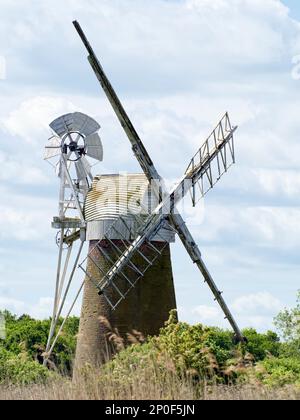 Vista di Turf Fen Mulino a Barton Turf Foto Stock