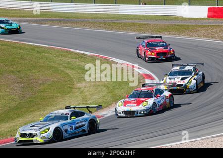 Mercedes AMG-GT3, FIA-GT3, Porsche 911 GT3 R, BMW M6 GT3, Bentley Continental GT3, pista da corsa Nuerburgring 24h, 24 ore di gara 2017, sport motoristici Foto Stock