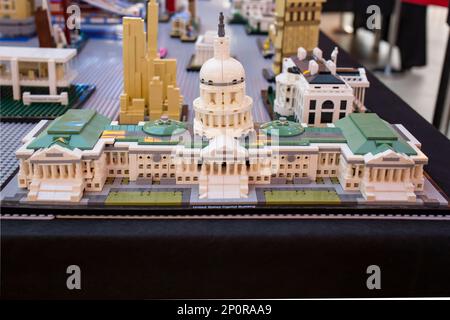 Edificio del Campidoglio in cubetti di lego, da vicino Foto Stock