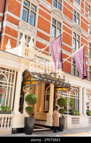 Il Connaught Hotel, Mayfair, London, England, Regno Unito Foto Stock