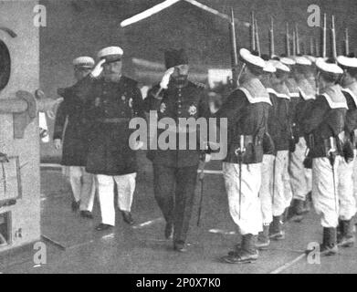''l'Europe sans Defiance; la France a tellement le sentiment que rien ne menace la paix que, le 7 juillet, Djemal pacha, ministre de la Marine turc, l'ennemi de demain, visite notre escadre a Toulon'. From "l'Album de la Guerre 1914-1919, Volume i" [l'Illustration, Paris, 1924]. Foto Stock