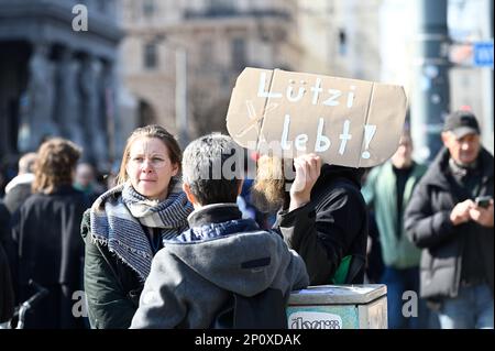 Vienna, Austria. Marzo 03, 2023. Sciopero globale sul clima. Venerdì per il futuro dimostrare a Vienna. Credit: Franz PERC/Alamy Live News Foto Stock