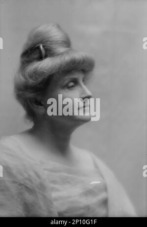 Atherton, Gertrude, fotografia ritratto, 1912 maggio 22. Foto Stock