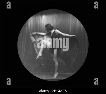 Ballerina Isadora Duncan, tra il 1915 e il 1923. Foto Stock