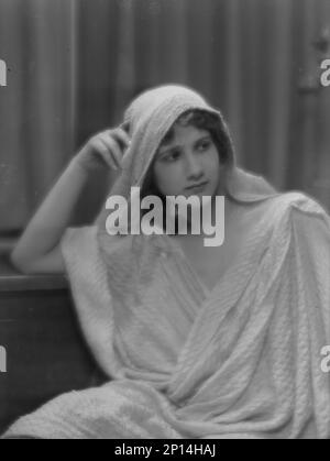 Ballerina Isadora Duncan, ritratto fotografico, tra il 1915 e il 1923. Foto Stock