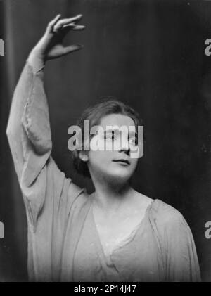 Ballerina Isadora Duncan, tra il 1915 e il 1923. Foto Stock