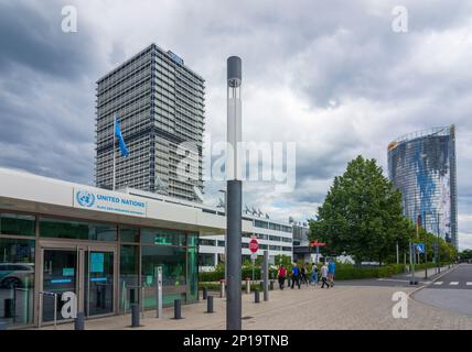 Bonn: Langer Eugen nel campus delle Nazioni Unite è la sede della maggior parte delle organizzazioni delle Nazioni Unite nella regione Rhein-Sieg, Nordrhein-Westfalen, Renania settentrionale-Vestfalia, Germania Foto Stock