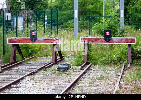 Capolinea del binario ferroviario '1959', 30 km a nord di Parigi. Foto Stock