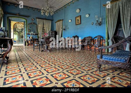 06 10 2009 Minton piastrelle vittoriane a Menezes Braganza Pereira Old House Villa coloniale Museo di epoca portoghese con decorazione Chandor South Go Foto Stock