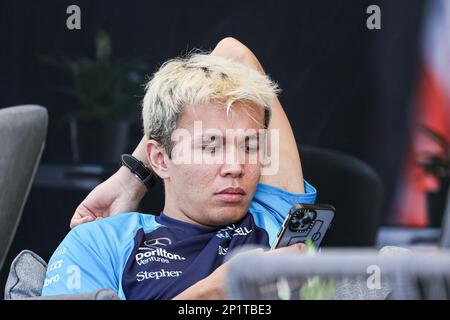 Alexander Albon (IND) Williams FW45 durinFORMULA 1 GULF AIR BAHRAIN GRAND PRIX 2023 Foto Stock