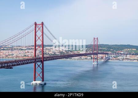 Ponte del 25 aprile, Ponte 25 de Abril sul fiume Tago, Lisbona, Portogallo Foto Stock