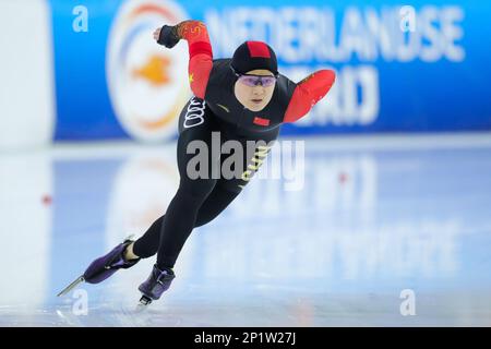 Heerenveen, Paesi Bassi. 3rd Mar, 2023. Jin Jingzhu della Cina compete durante il 500m femminile al Campionato Mondiale di velocità ISU di Heerenveen, Paesi Bassi, 3 marzo 2023. Credit: Zheng Huansong/Xinhua/Alamy Live News Foto Stock