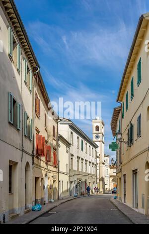 Corso Repubblica nel centro storico di Fauglia, Pisa, Italia Foto Stock