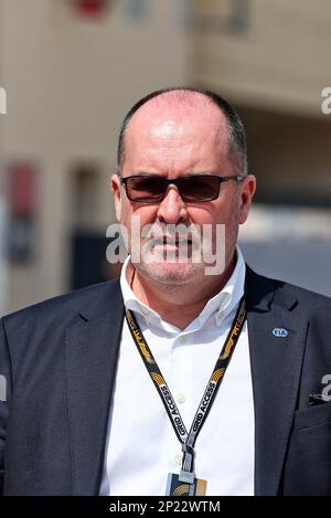 Sakhir, Bahrein. 4th Mar 2023. Sakhir, Bahrein. 4th Mar 2023. Robert Reid (GBR) Vice Presidente della FIA per lo sport. Campionato del mondo di Formula uno, Rd 1, Gran Premio del Bahrain, sabato 4th marzo 2023. Sakhir, Bahrein. Credit: James Moy/Alamy Live News Foto Stock