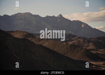 Montagne nel deserto orientale, Eggypt Foto Stock