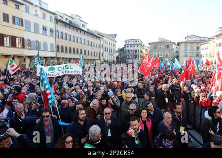 Firenze, . 04th Mar, 2023. Firenze, dimostrazione Antifascista 04/03/2023 Firenze Italia Credit: Agenzia indipendente per le foto/Alamy Live News Foto Stock