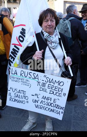 Firenze, . 04th Mar, 2023. Firenze, dimostrazione Antifascista 04/03/2023 Firenze Italia Credit: Agenzia indipendente per le foto/Alamy Live News Foto Stock