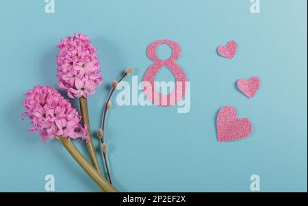 Marzo 8 Card della Festa della Donna da fiori di giacinto primaverile Foto Stock