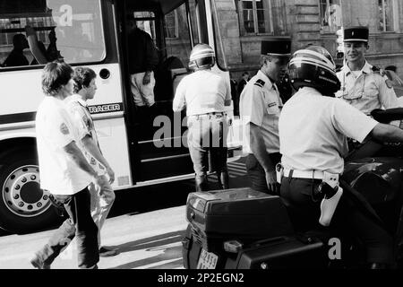 Archivi 90ies: Vertice del G7, preparazione dell'arrivo dei Capi di Stato, Lione, Francia, 1996 Foto Stock