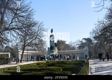 Madrid 04-03-2023 El parque del Retiro o parque del Buen Retiro, popularmente con Foto Stock