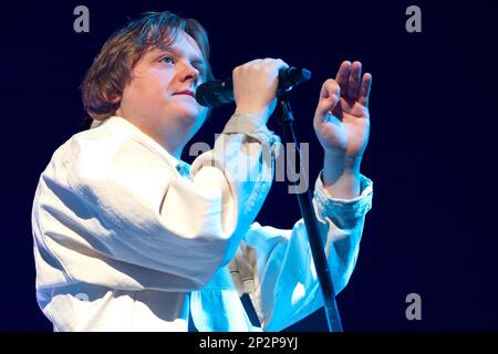 Oslo, Norvegia 03 marzo 2023, Lewis Capaldi ha suonato a Oslo Spektrum, Norvegia, durante il suo concerto interrotto da desiderio di essere inviato da Heavenly il 03 marzo 2023 ad Oslo, Norvegia. Credit: Nigel Waldron/Alamy Live News Foto Stock