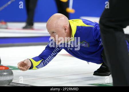 Londra, Canada. 04th Mar, 2023. London Ontario Canada, marzo 3 2023. Il giorno 2 del Brier di Tim Hortons è sulla strada. Kevin Koe del team Alberta. Credit: Luke Durda/Alamy Live News Foto Stock