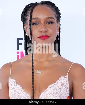 Los Angeles, Stati Uniti. 04th Mar, 2023. Rebeca Huntt arriva al 2023 Film Independent Spirit Awards il 04 marzo 2023 a Santa Monica, CA, USA (Photo by Sthanlee B. Mirador/Sipa USA) Credit: Sipa USA/Alamy Live News Foto Stock