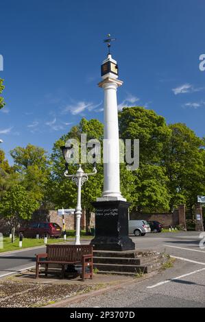 17th ° secolo alta croce nella città, Boroughgate, Appleby-in-Westmorland, Cumbria, Inghilterra, Regno Unito Foto Stock