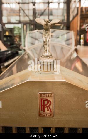 Ornamento cofano, mascotte radiatore, Spirito di Ecstasy, Flying Lady, Emily, Eleanor Velasco Thornton, Rolls Royce modello 1929, auto classica, inglese Foto Stock