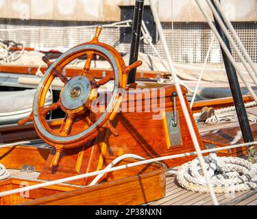 Lo yacht a vela classico "MOONBEAM OF FIFE III" è sicuramente uno degli yacht classici di maggior successo al mondo Foto Stock