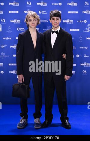 L'attore Eden Damsalamoia e l'attore Gustav De Waele hanno raffigurato durante l'edizione 12th della cerimonia di premiazione del film 'Magritte du Cinema', sabato 04 marzo 2023, a Bruxelles. I premi sono premiati ai film dei produttori belgi di lingua francese. FOTO DI BELGA LAURIE DIEFFEMBACQ Foto Stock